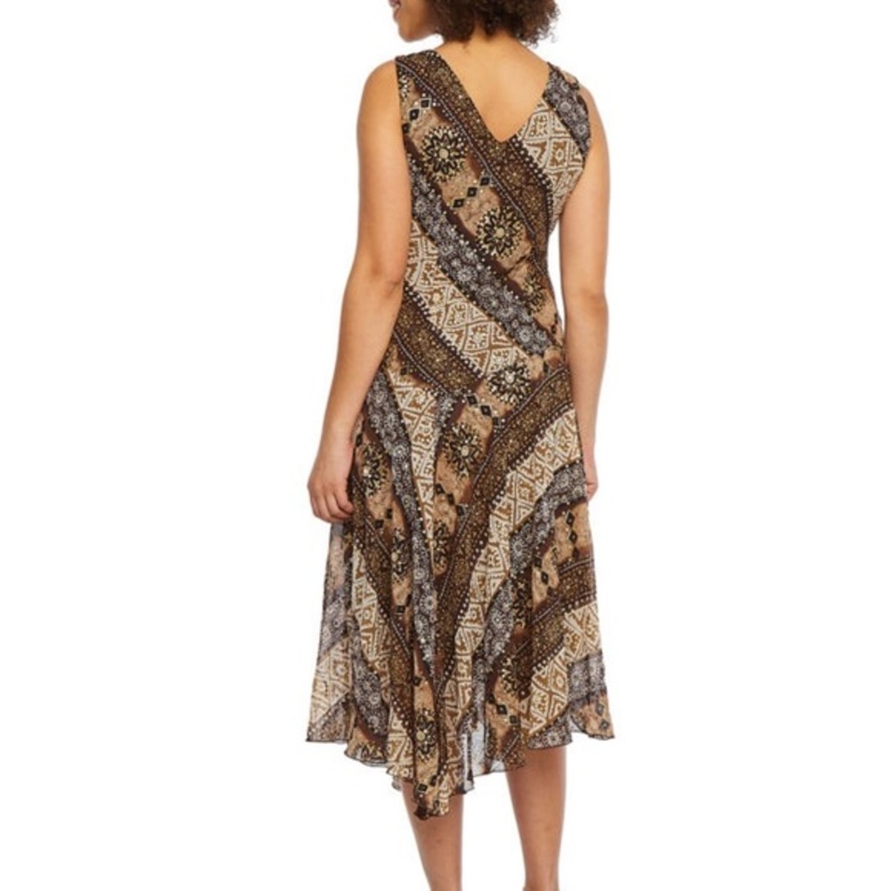 Rabbit Rabbit Rabbit Sleeveless Flare Dress, Brown - Picture 13 of 14